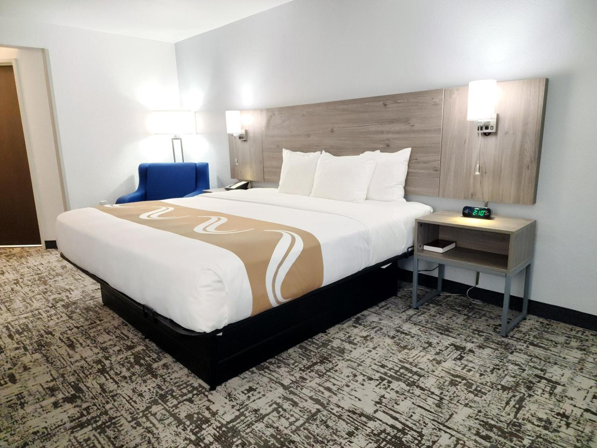 Quality Inn & Suites Denver International Airport Exterior foto
