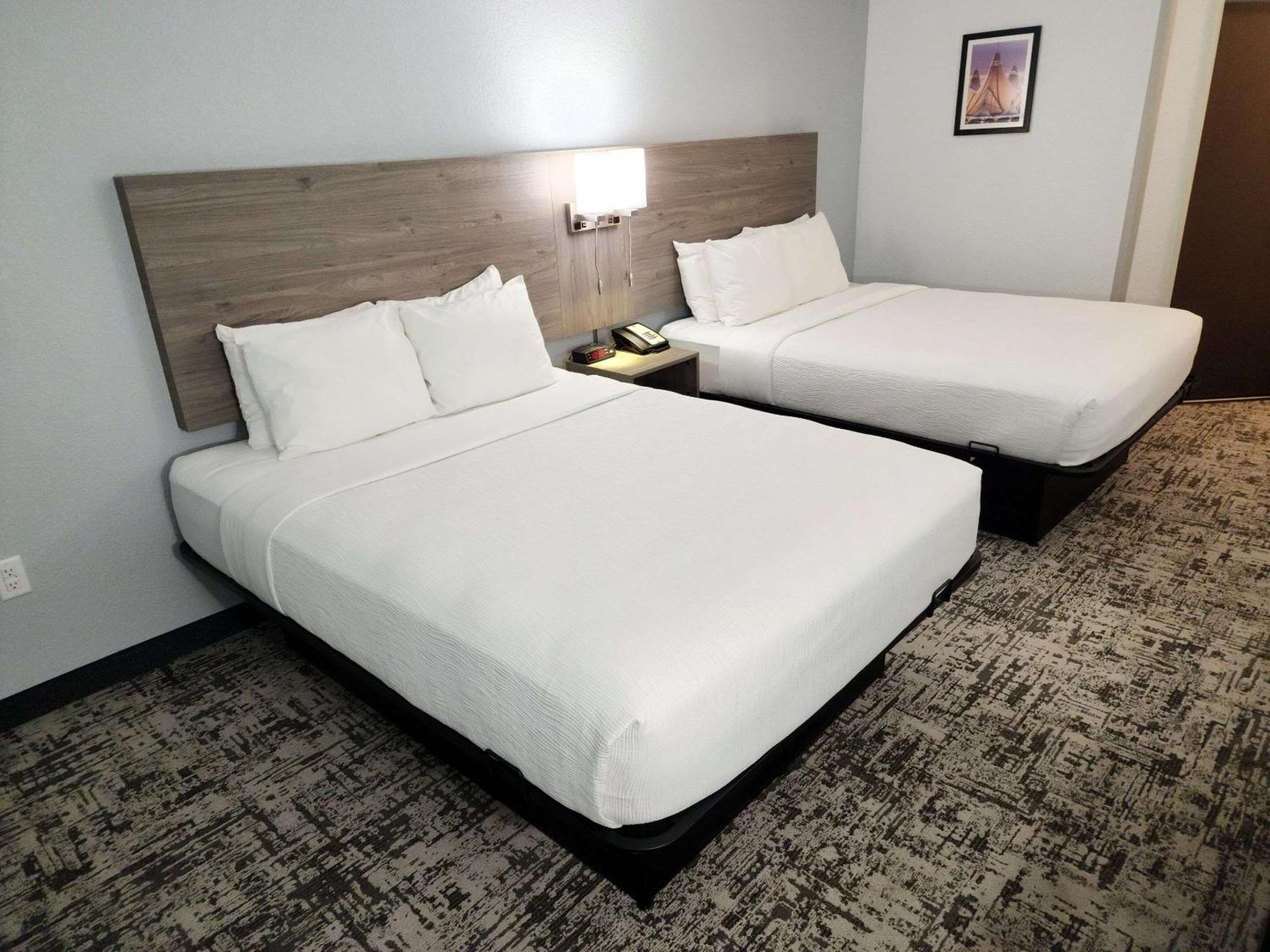 Quality Inn & Suites Denver International Airport Exterior foto