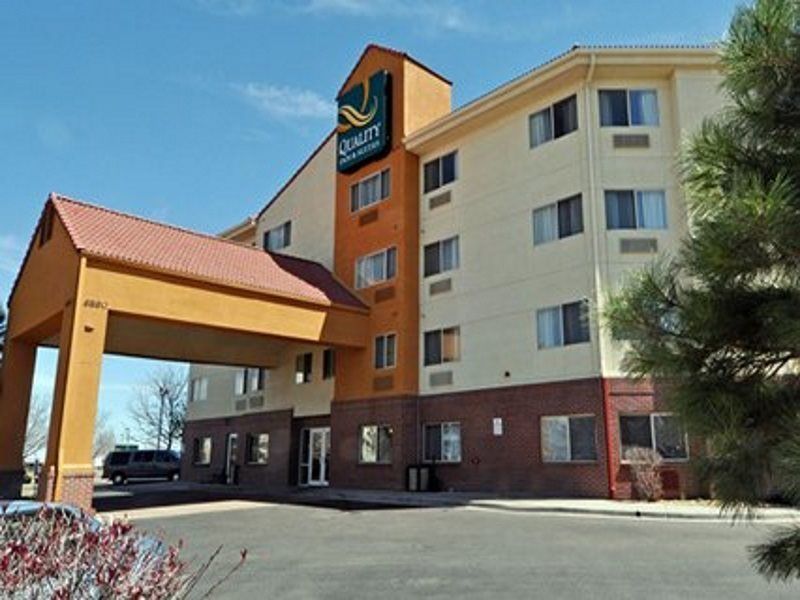Quality Inn & Suites Denver International Airport Exterior foto